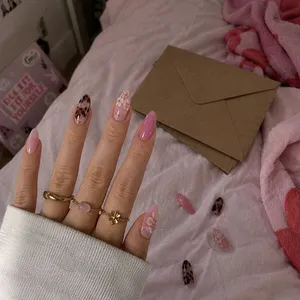 Personalized press-on nail design